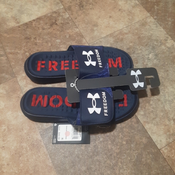 New. Under Armour Men's Ignite 7 Slides. Size: 9. - Picture 3 of 6